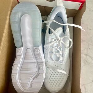 BRAND NEW NIKE Air Max 270 white white SIZE 5Y
